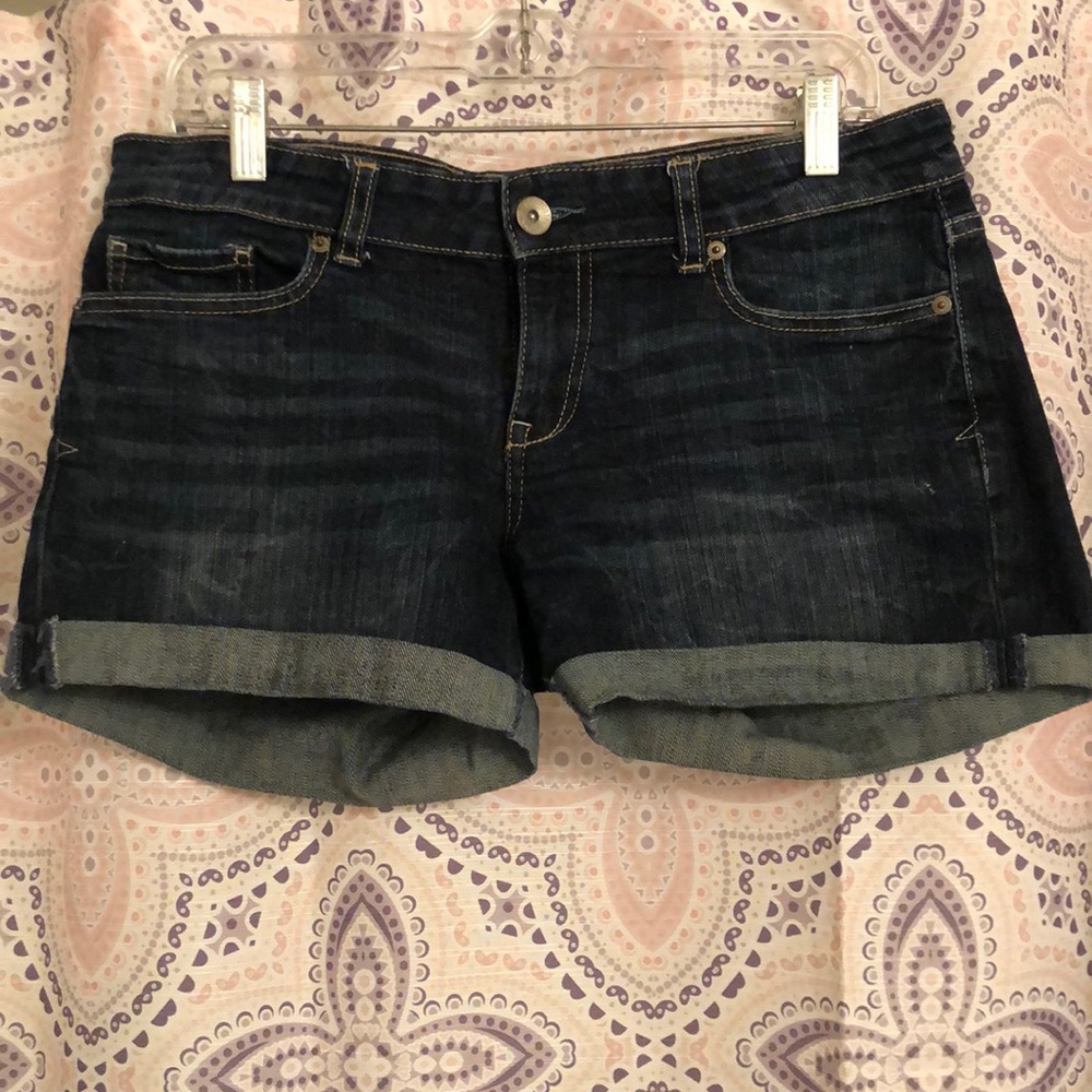 Medium wash shorts